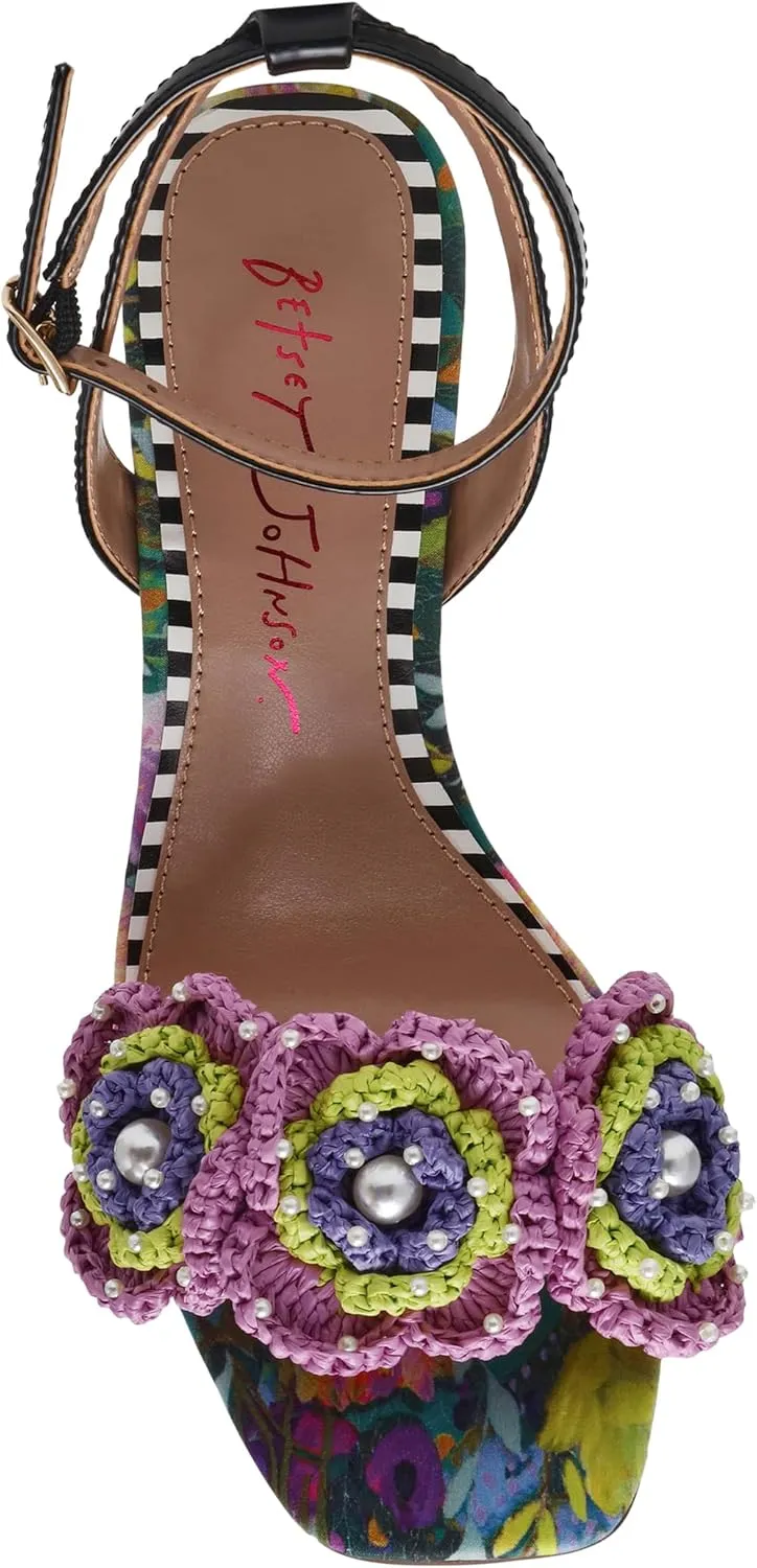 Betsey Johnson Women's Ainsleyy Heeled Sandal