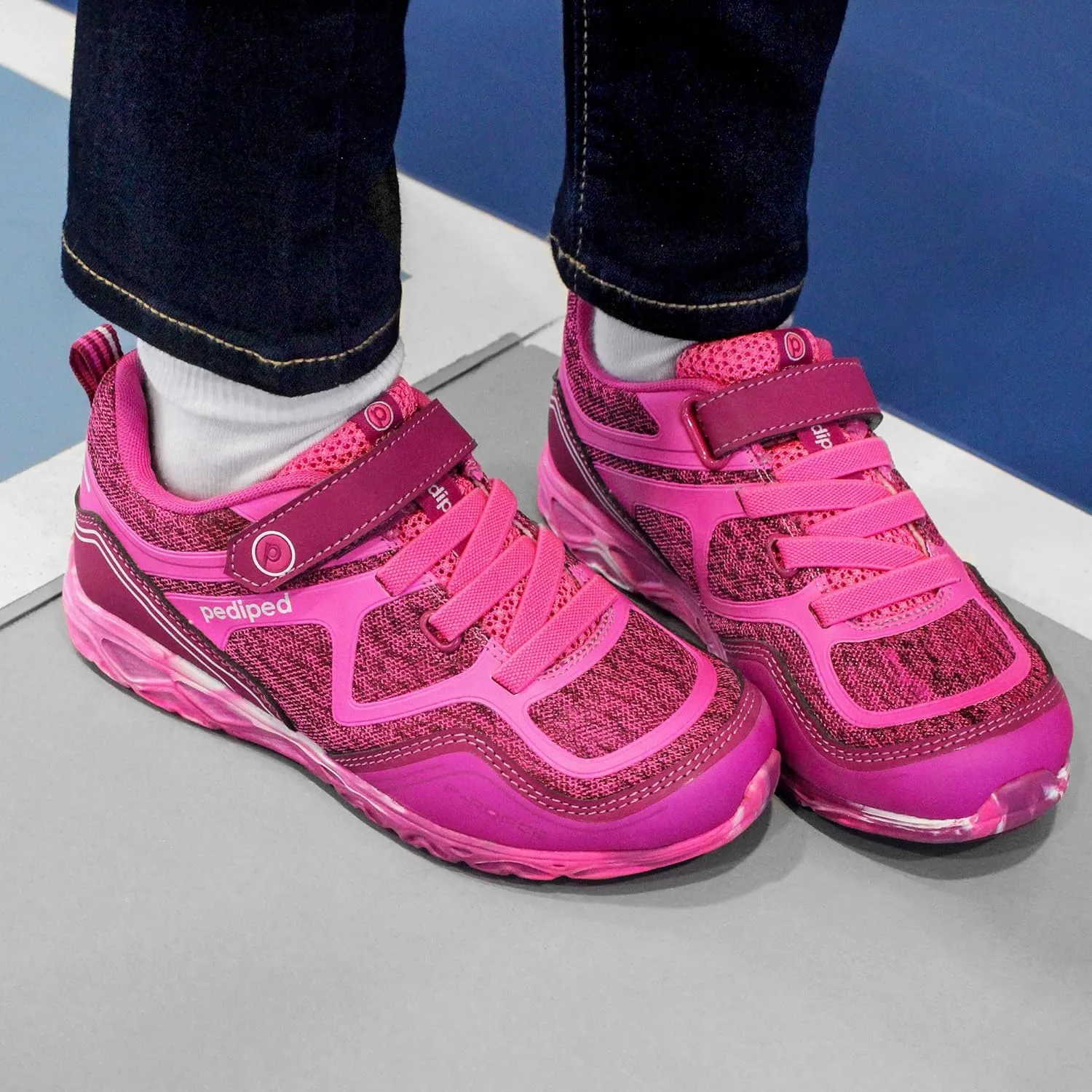 pediped Unisex-Child Force Sneaker