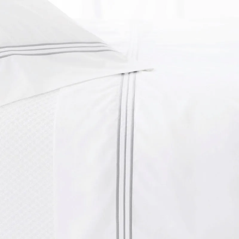 Trio Flat Sheet
